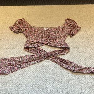 Olivaceous Women’s Floral Wrap Around Crop Top